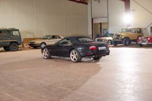 Bild 17/55 von Jaguar XKR (2000)