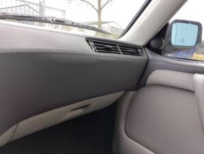 Bild 77/113 von BMW 735i (1986)