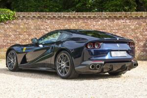 Image 2/50 of Ferrari 812 Superfast (2020)