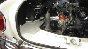 Immagine 10/45 di Volkswagen Karmann Ghia 1300 (1965)