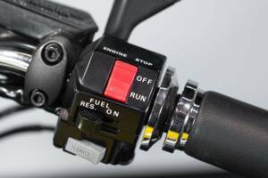 Bild 23/27 von Yamaha DUMMY (1999)