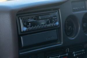 Image 44/46 of Toyota Land Cruiser HJ61 GX (1988)