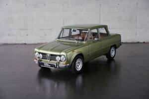 Imagen 6/49 de Alfa Romeo Giulia Super 1.3 (1973)