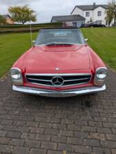 Image 4/18 of Mercedes-Benz 250 SL (1967)