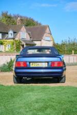 Image 9/50 of Mercedes-Benz SL 280 (1996)