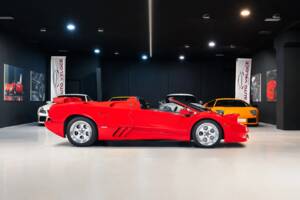 Bild 5/15 von Lamborghini Diablo (1996)