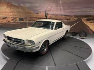 Bild 2/50 von Ford Mustang GT (1966)