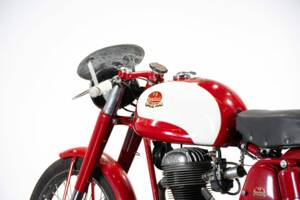 Bild 14/50 von Mondial 175 Turismo Veloce (1956)