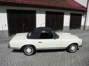 Immagine 34/40 di Mercedes-Benz 280 SL (1969)