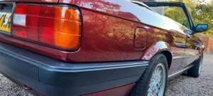 Bild 21/33 von BMW 318i (1993)