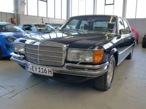 Image 30/42 of Mercedes-Benz 450 SEL 6,9 (1976)