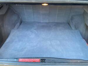 Immagine 15/18 di Mercedes-Benz 230 CE (1991)
