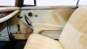 Bild 12/20 von Mercedes-Benz 250 SE (1965)
