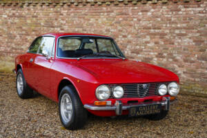 Image 11/50 of Alfa Romeo 2000 GTV (1972)