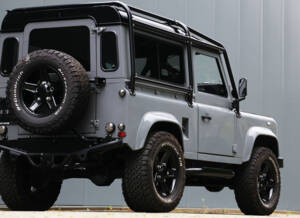 Image 9/56 of Land Rover 90 (1990)