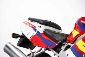 Immagine 38/50 di Honda CBR 900RR Fireblade (1996)