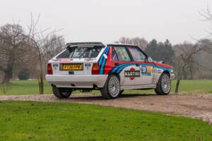 Bild 4/50 von Lancia Delta HF Integrale (1988)