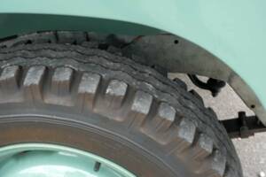Image 18/50 of Land Rover 88 (1962)