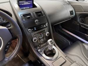 Bild 21/26 von Aston Martin V12 Vantage (2013)