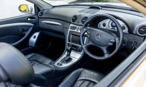 Image 5/50 of Mercedes-Benz CLK 55 AMG (2003)