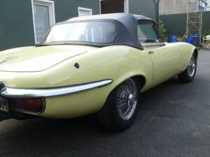 Image 4/74 de Jaguar Type E V12 (1973)