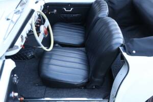 Image 49/50 of SIMCA 8 Sport (1950)