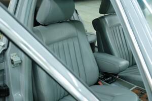 Bild 27/50 von Mercedes-Benz 300 SEL (1986)
