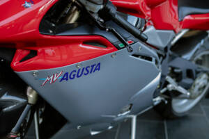 Image 9/15 of MV Agusta DUMMY (2006)