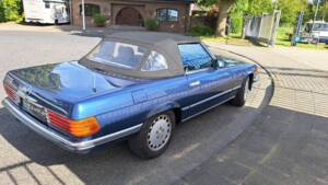 Afbeelding 5/34 van Mercedes-Benz 300 SL (1988)