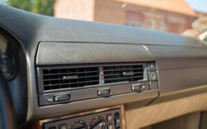 Image 33/44 de Mercedes-Benz 500 SL (1990)