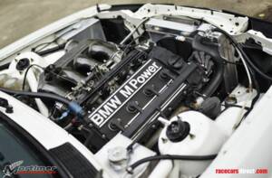 Image 7/8 de BMW M3 (1987)