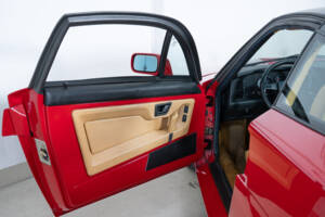 Image 8/33 of Alfa Romeo SZ (1990)