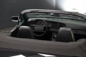 Bild 22/30 von Porsche 944 Turbo (1991)