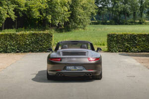 Image 6/28 de Porsche 911 Carrera S (2012)