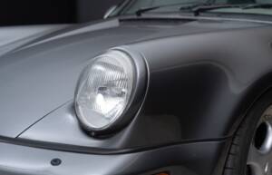 Image 18/33 de Porsche 911 Turbo 3.3 (1991)