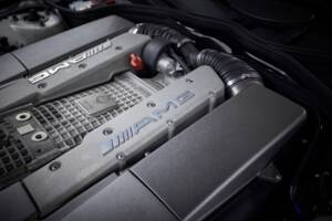 Image 94/99 de Mercedes-Benz SL 55 AMG (2005)