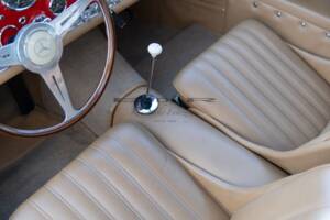 Image 38/49 of Mercedes-Benz 300 SL "Gullwing" (1955)