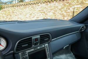 Image 41/50 of Porsche 911 Carrera S (2004)