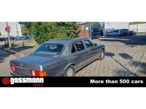 Immagine 7/9 di Mercedes-Benz 500 SEL Guard (1983)