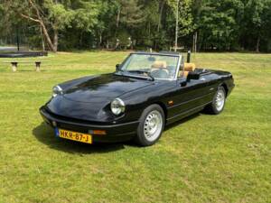 Imagen 4/8 de Alfa Romeo 2.0 Spider (1991)