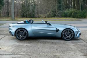 Bild 8/35 von Aston Martin V12 Speedster (2021)