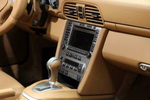 Image 17/30 of Porsche 911 Turbo (2006)