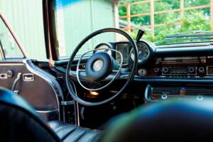 Imagen 173/199 de Mercedes-Benz 280 SE 3,5 (1971)