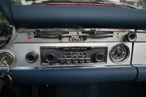 Bild 19/45 von Mercedes-Benz 280 SL (1968)