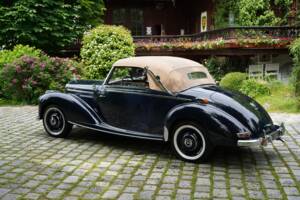 Image 16/22 de Mercedes-Benz 220 Cabriolet A (1953)