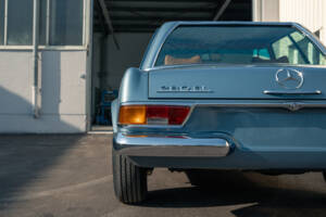 Image 30/99 of Mercedes-Benz 280 SL (1971)
