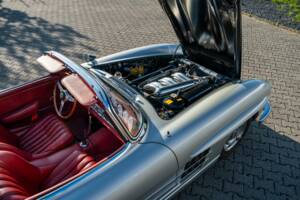 Image 37/43 of Mercedes-Benz 300 SL Roadster (1958)