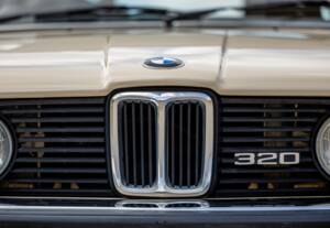 Image 29/48 of BMW 320/6 (1980)