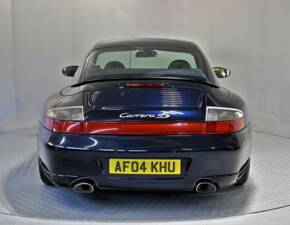 Bild 14/50 von Porsche 911 Carrera 4S (2004)