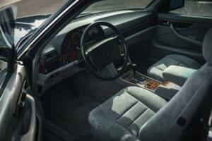 Bild 3/15 von Mercedes-Benz 560 SEC (1990)